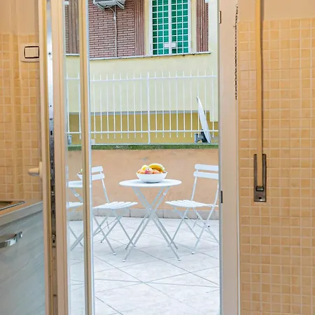 Konukevi Dafne Con Terrazza Roma