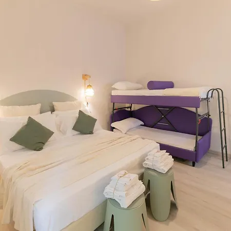 Konukevi Dafne Con Terrazza 4*