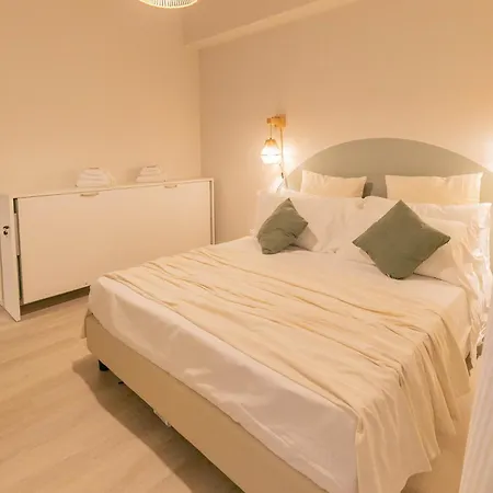 Konukevi Dafne Con Terrazza 4*