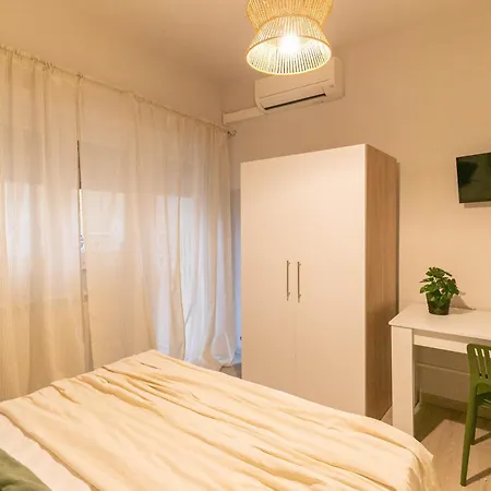 Dafne Con Terrazza 4*