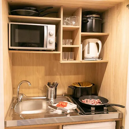 Dafne Con Terrazza Konukevi Roma