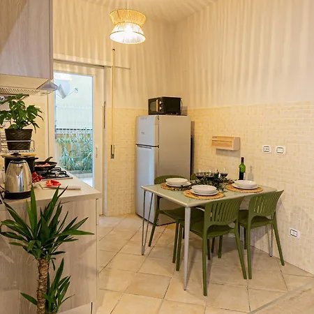 Dafne Con Terrazza 4* Rome